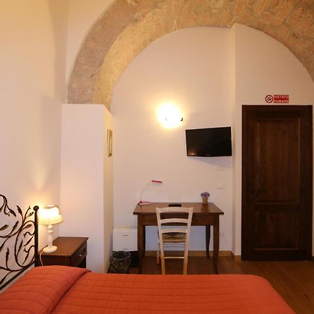 La Casina Colorata Hotel Assisi Luaran gambar