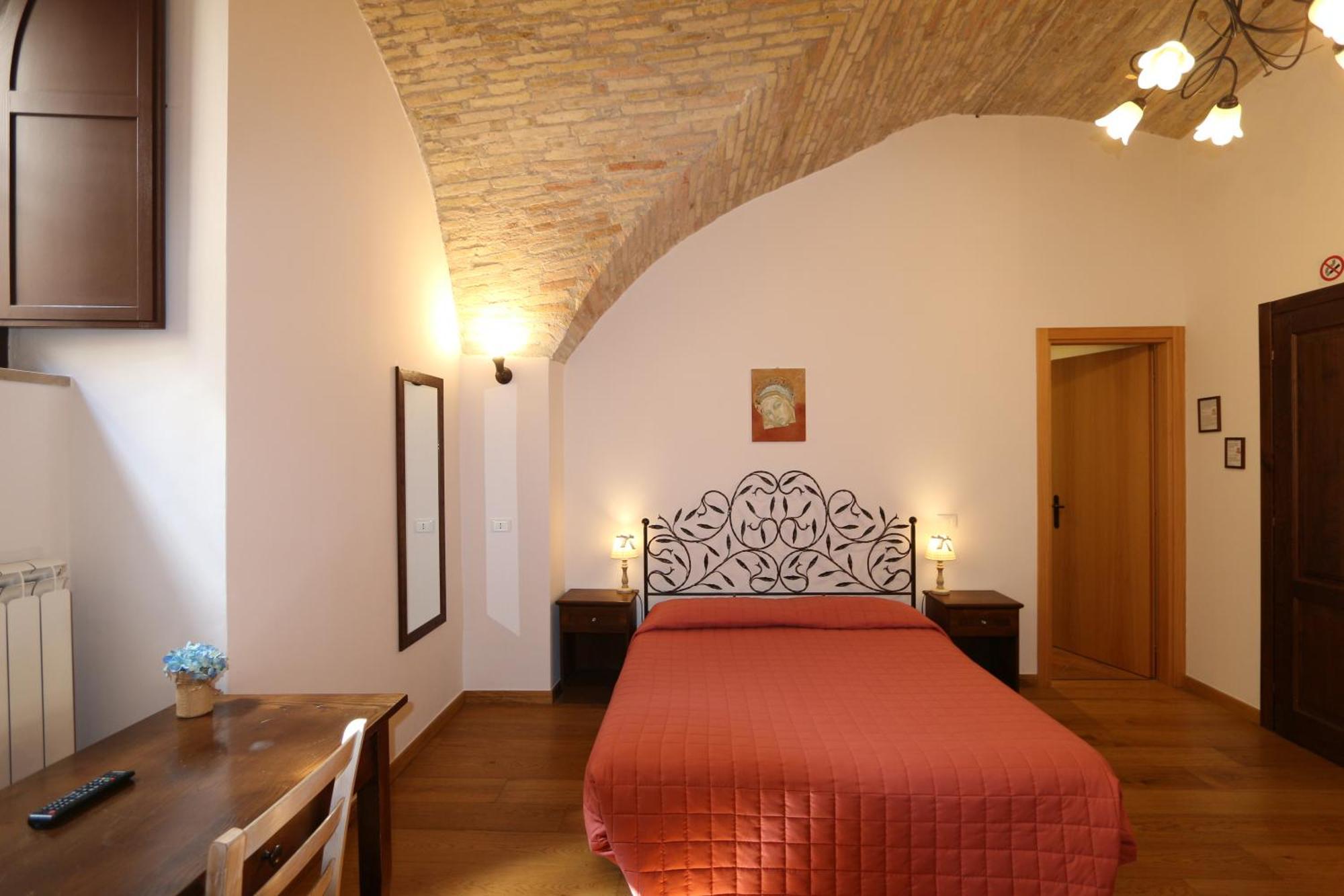 La Casina Colorata Hotel Assisi Luaran gambar