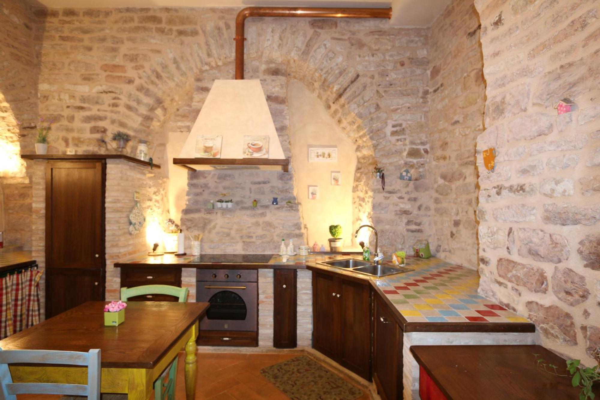 La Casina Colorata Hotel Assisi Luaran gambar
