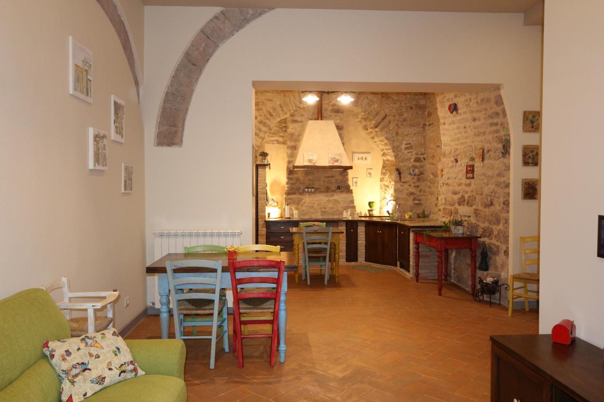 La Casina Colorata Hotel Assisi Luaran gambar
