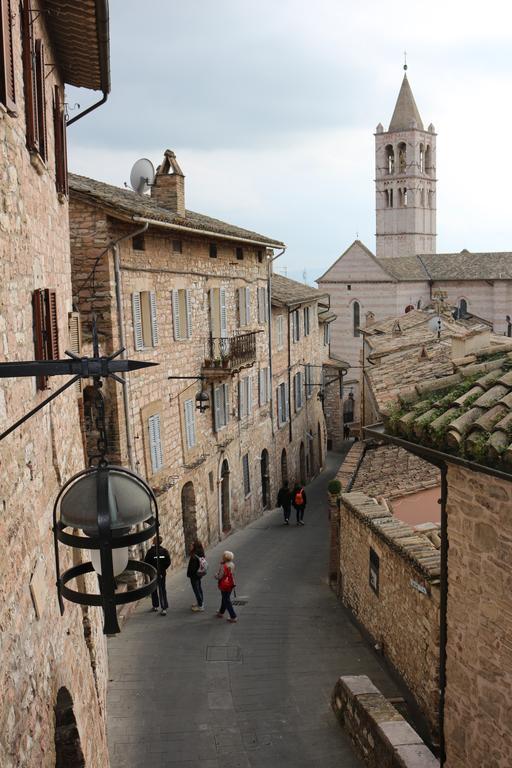 La Casina Colorata Hotel Assisi Luaran gambar